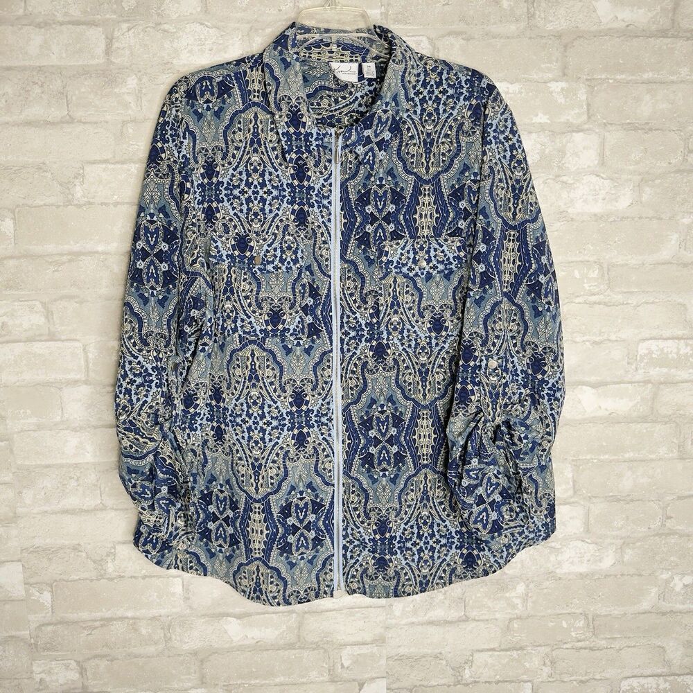 Kim Rogers Blue and white paisley button up shirt with zipper.